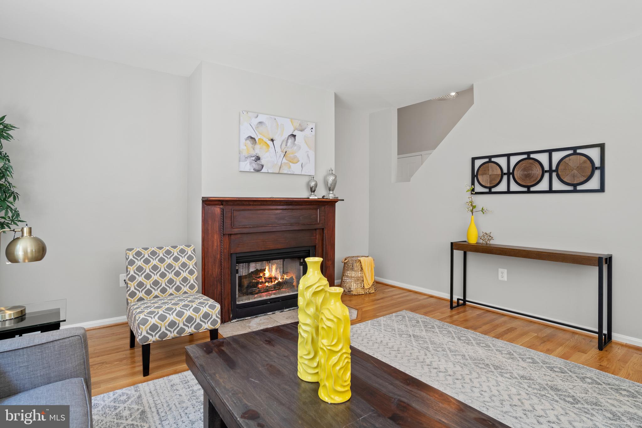 1306 Pavilion Club Way Reston, VA 20194 - Photo 17 of 56 Family Room