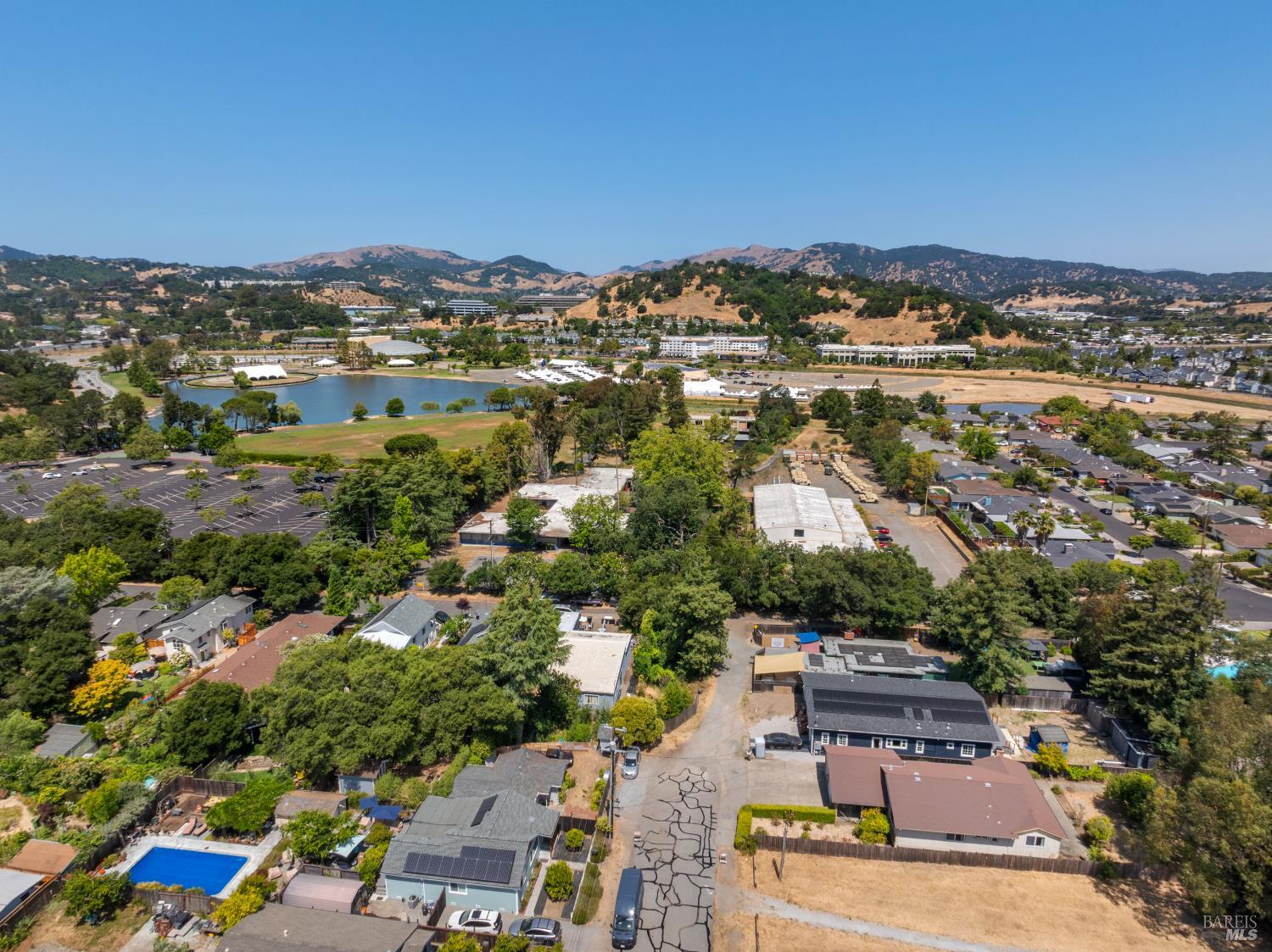 32 Roosevelt Avenue San Rafael, CA 94903 - Photo 38 of 40 an aerial view of a city