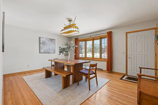 $424,900 | 585 North Perry Parkway, Oregon, WI 53575