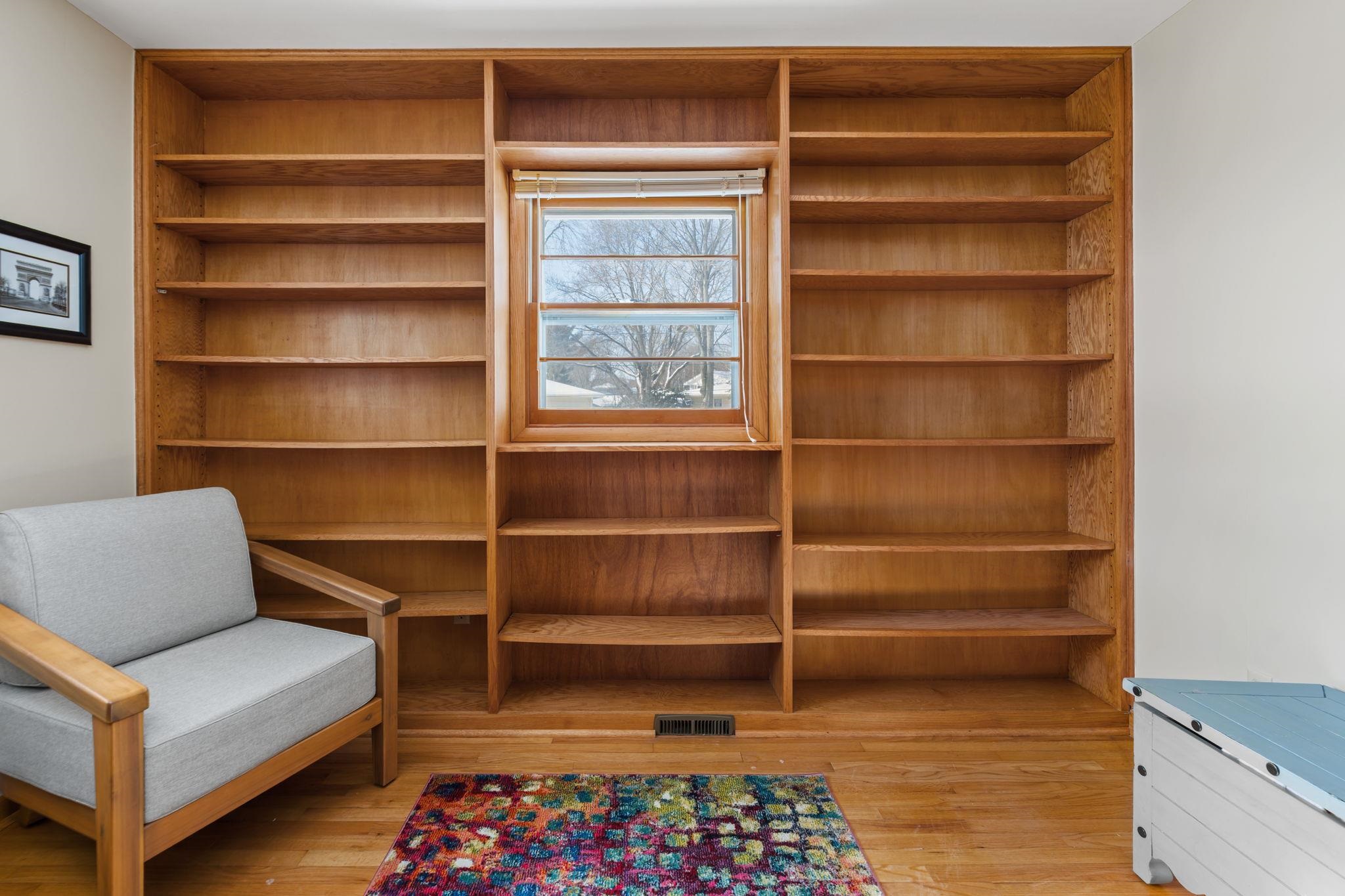 585 North Perry Parkway Oregon, WI 53575 - Photo 21 of 33