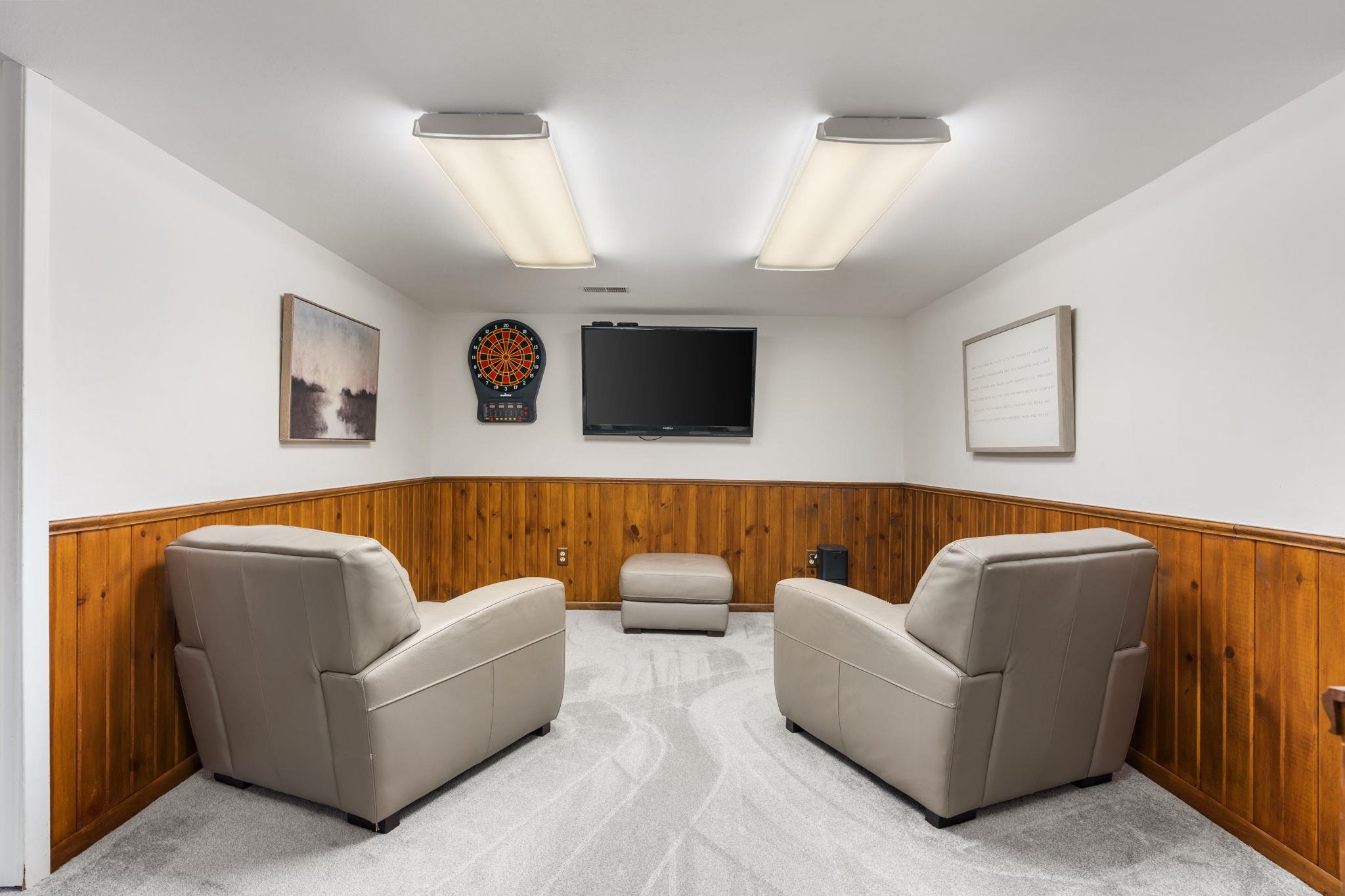 585 North Perry Parkway Oregon, WI 53575 - Photo 26 of 33