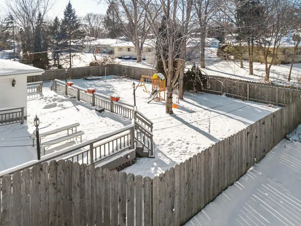 $424,900 | 585 North Perry Parkway, Oregon, WI 53575