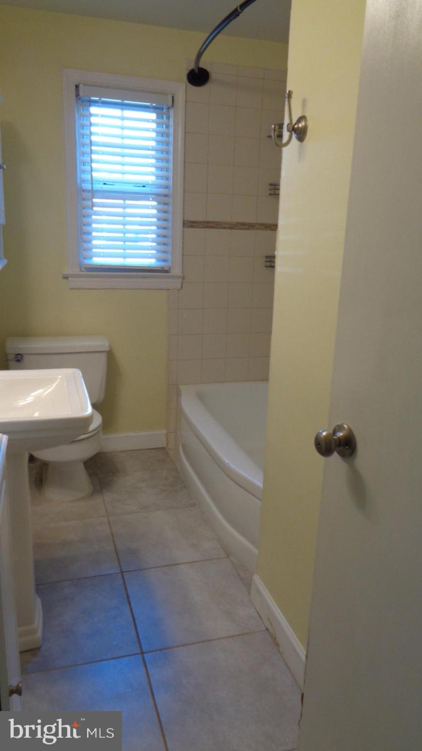 14 Greystone Road Carlisle, PA 17013 - Photo 8 of 14 Gallery Image 8