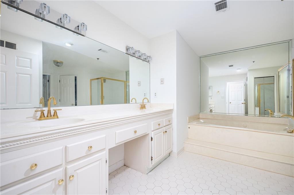 3203 Lenox Road Northeast, Unit 28 Atlanta, GA 30324 - Photo 16 of 37