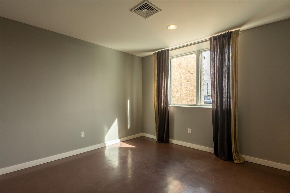 453 Main Street, Unit 1 Rockland, ME 04841 - Photo 33 of 49 43-453 Unit 1-43