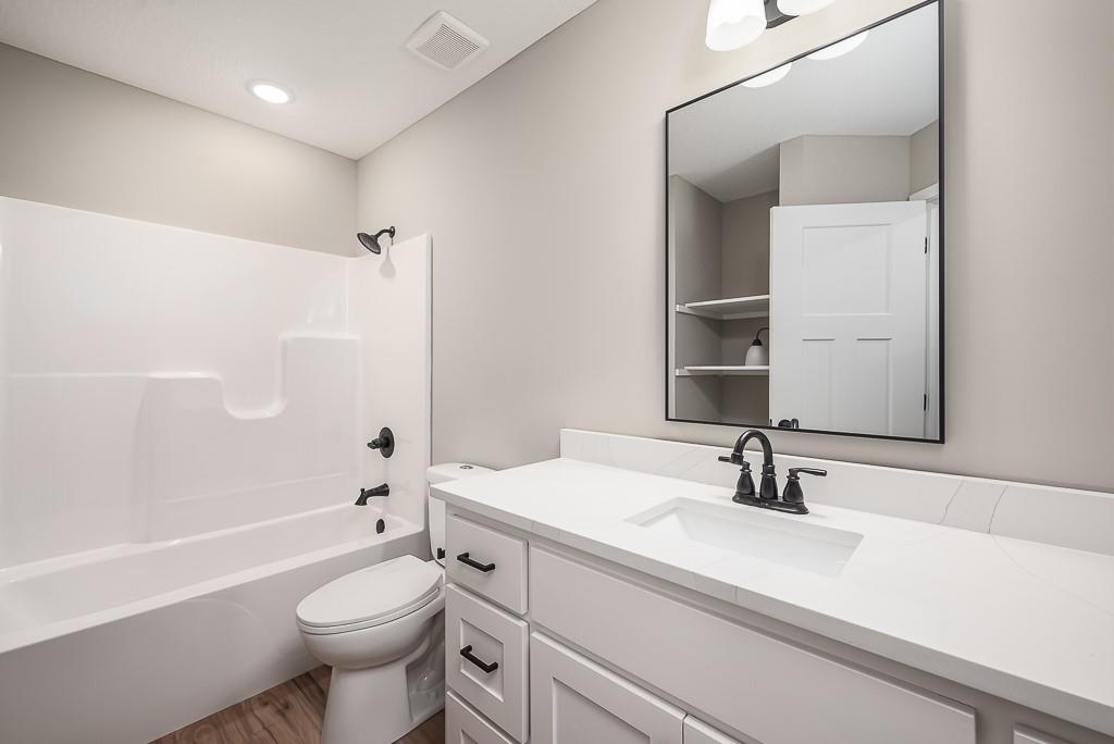 1318 159th Street Basehor, KS 66007 - Photo 14 of 15