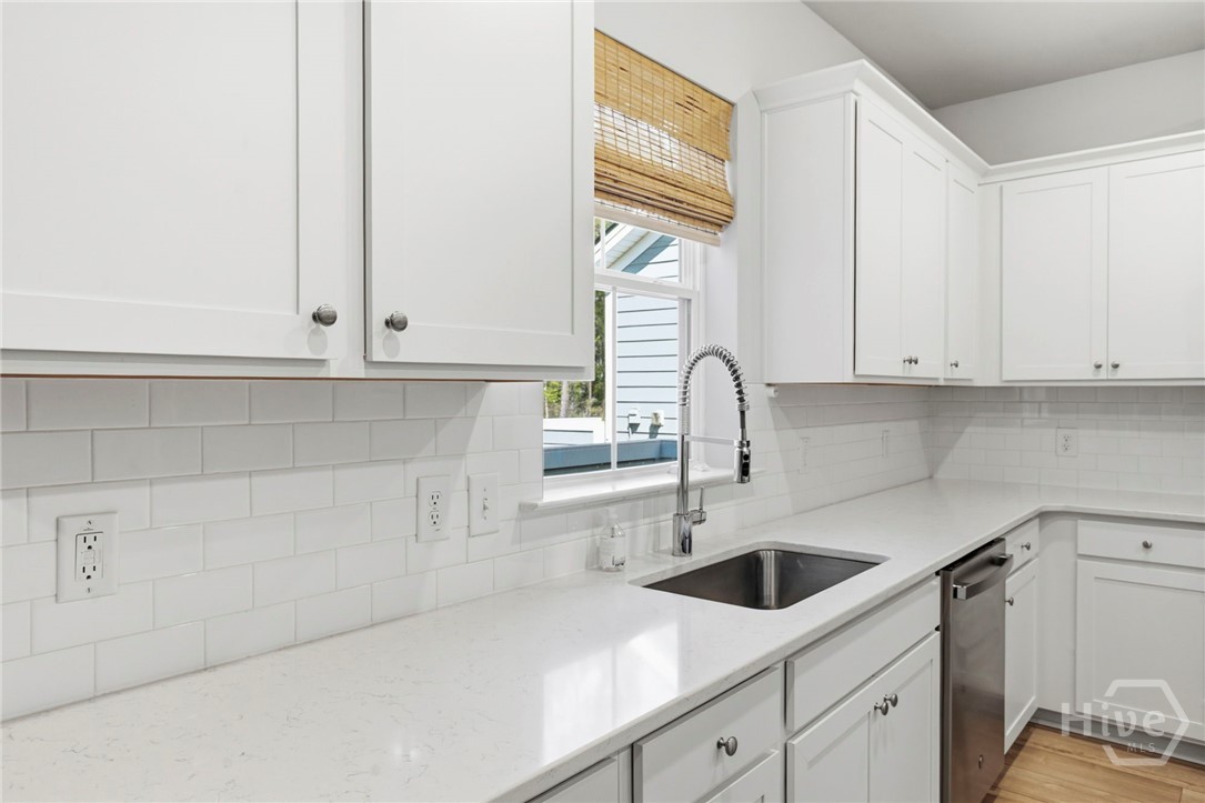 136 Binscombe Lane Pooler, GA 31322 - Photo 14 of 35 Quartz Countertops with large single basin SS sink with Chef-Style Pull-Down Faucet