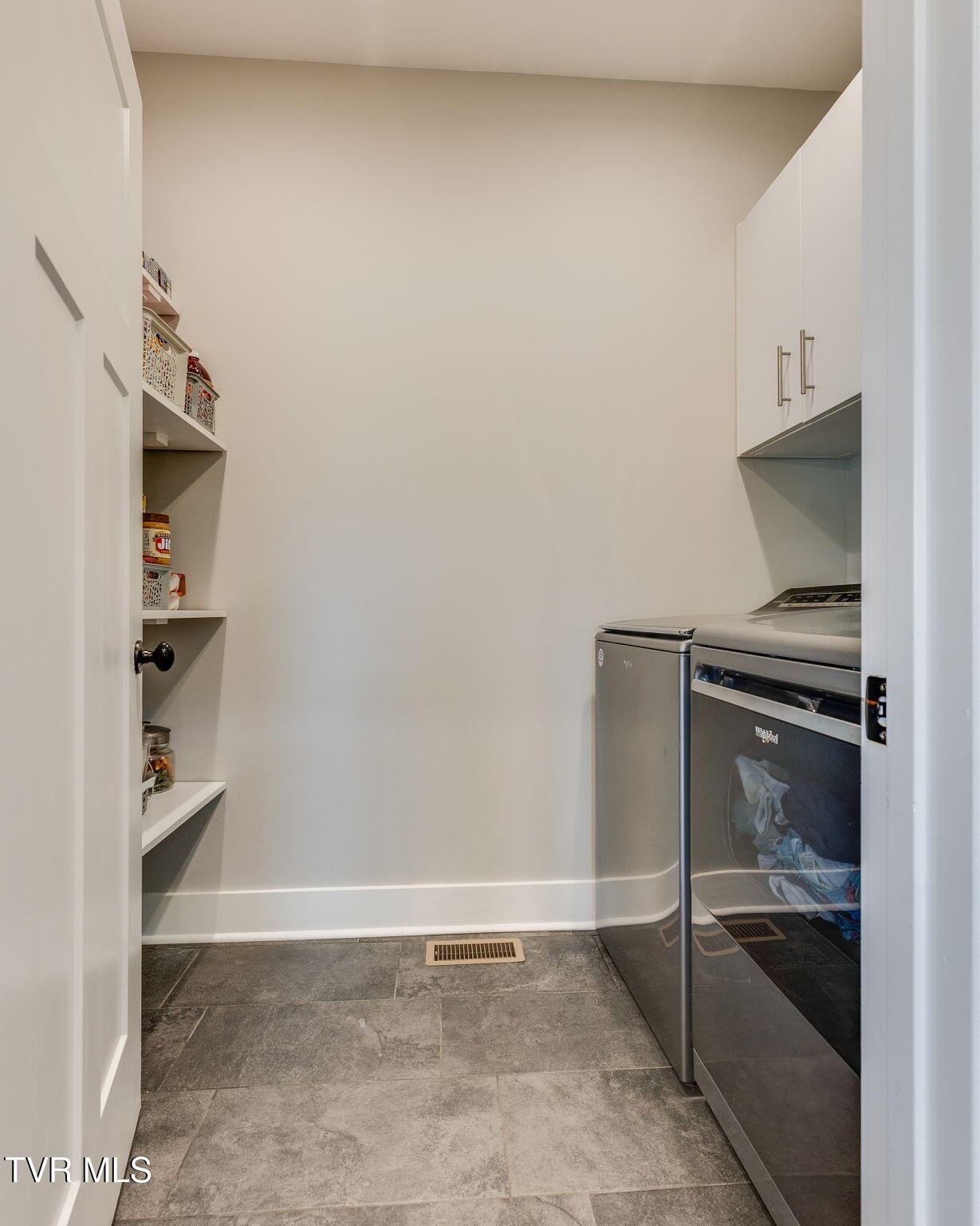 3180 Allison Meadows Piney Flats, TN 37686 - Photo 14 of 42 026