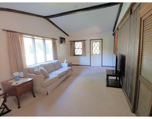 478 Shaker Road Westfield, MA 01085 - Photo 6 of 16 Gallery Image 6