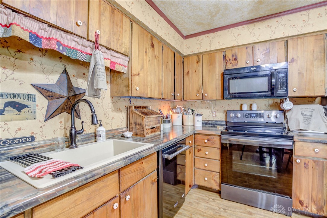 4658 Wayne Trace Road Eaton, OH 45320 - Photo 11 of 40 Gallery Image 11