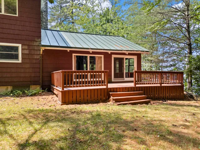$928,000 | 20-21 Bass Cove, Oakland, ME 04963