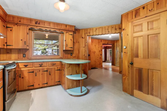 $928,000 | 20-21 Bass Cove, Oakland, ME 04963