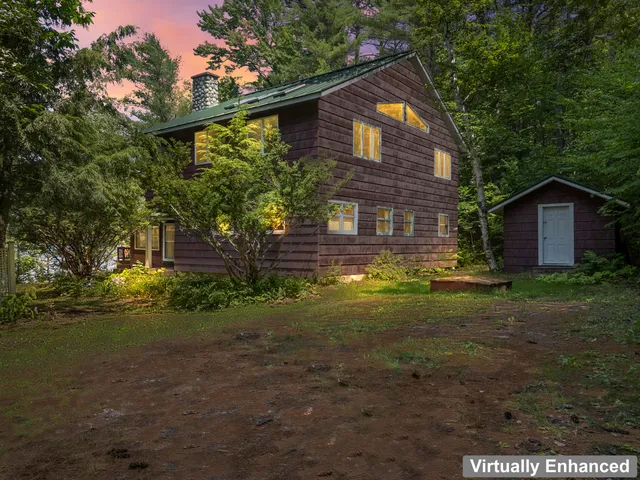 $928,000 | 20-21 Bass Cove, Oakland, ME 04963