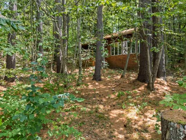 $928,000 | 20-21 Bass Cove, Oakland, ME 04963