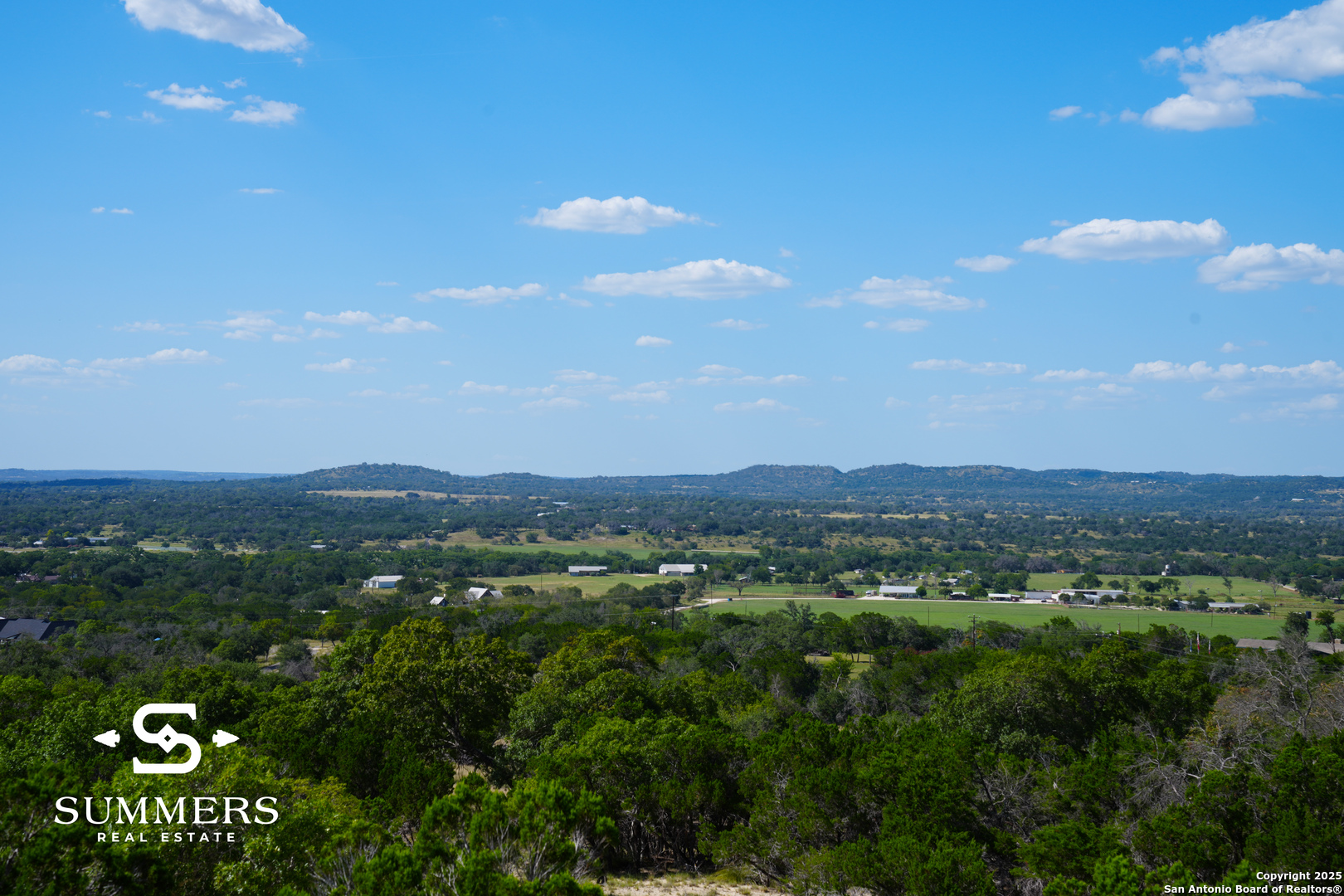502 Waring Welfare Road Boerne, TX 78006 - Photo 16 of 33 a view of city and mountain