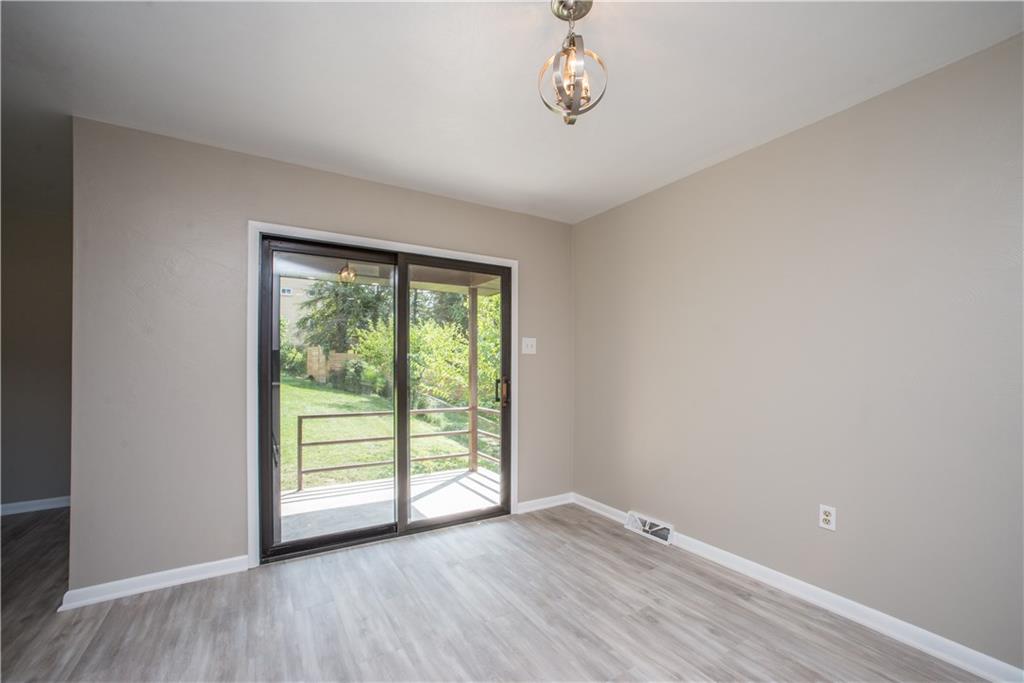 516 Friday Road Pittsburgh, PA 15209 - Photo 5 of 23 Gallery Image 5