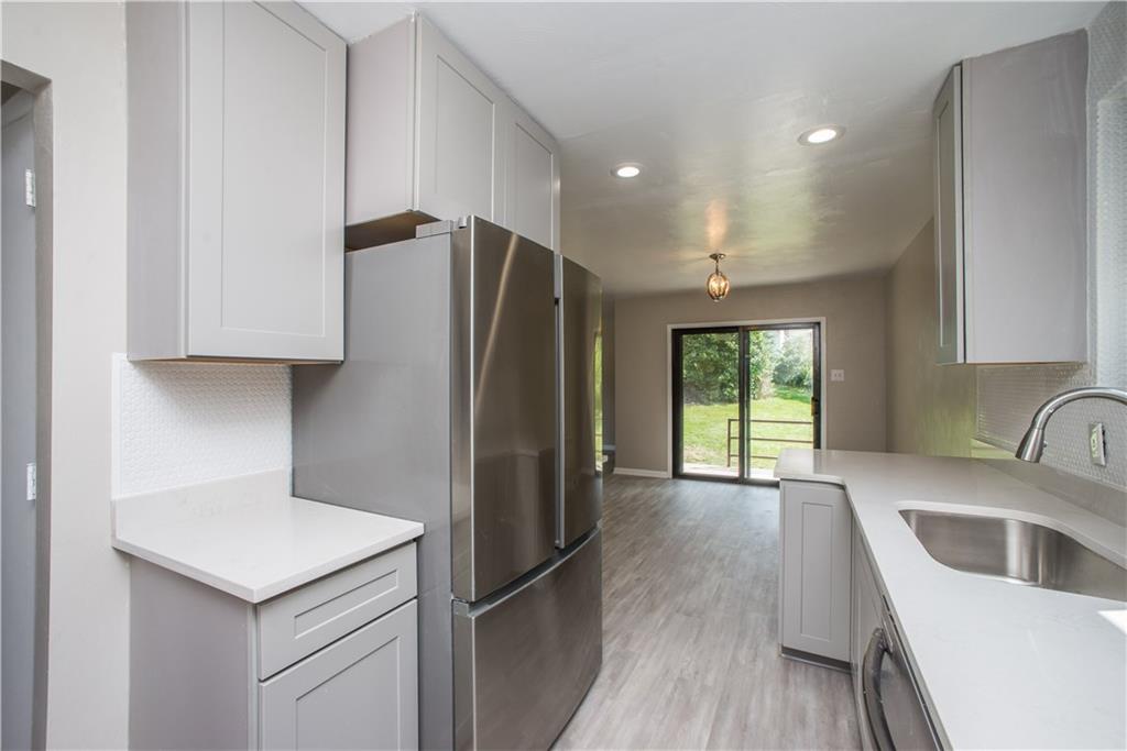 516 Friday Road Pittsburgh, PA 15209 - Photo 9 of 23 Gallery Image 9