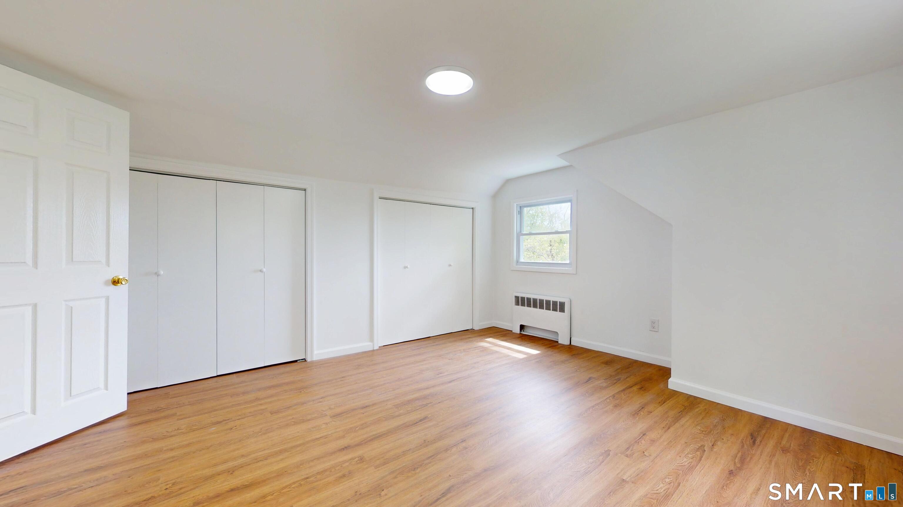 52 Glen Haven Road New Haven, CT 06513 - Photo 23 of 38