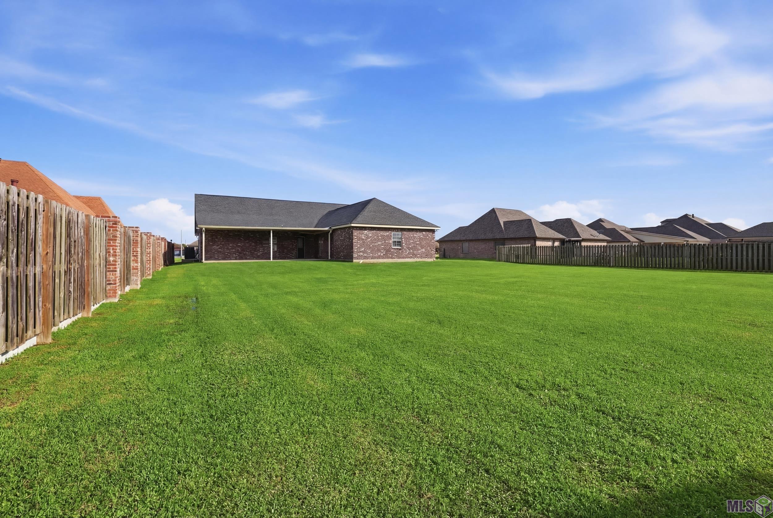 214 Exeter Run Houma, LA 70360 - Photo 8 of 11