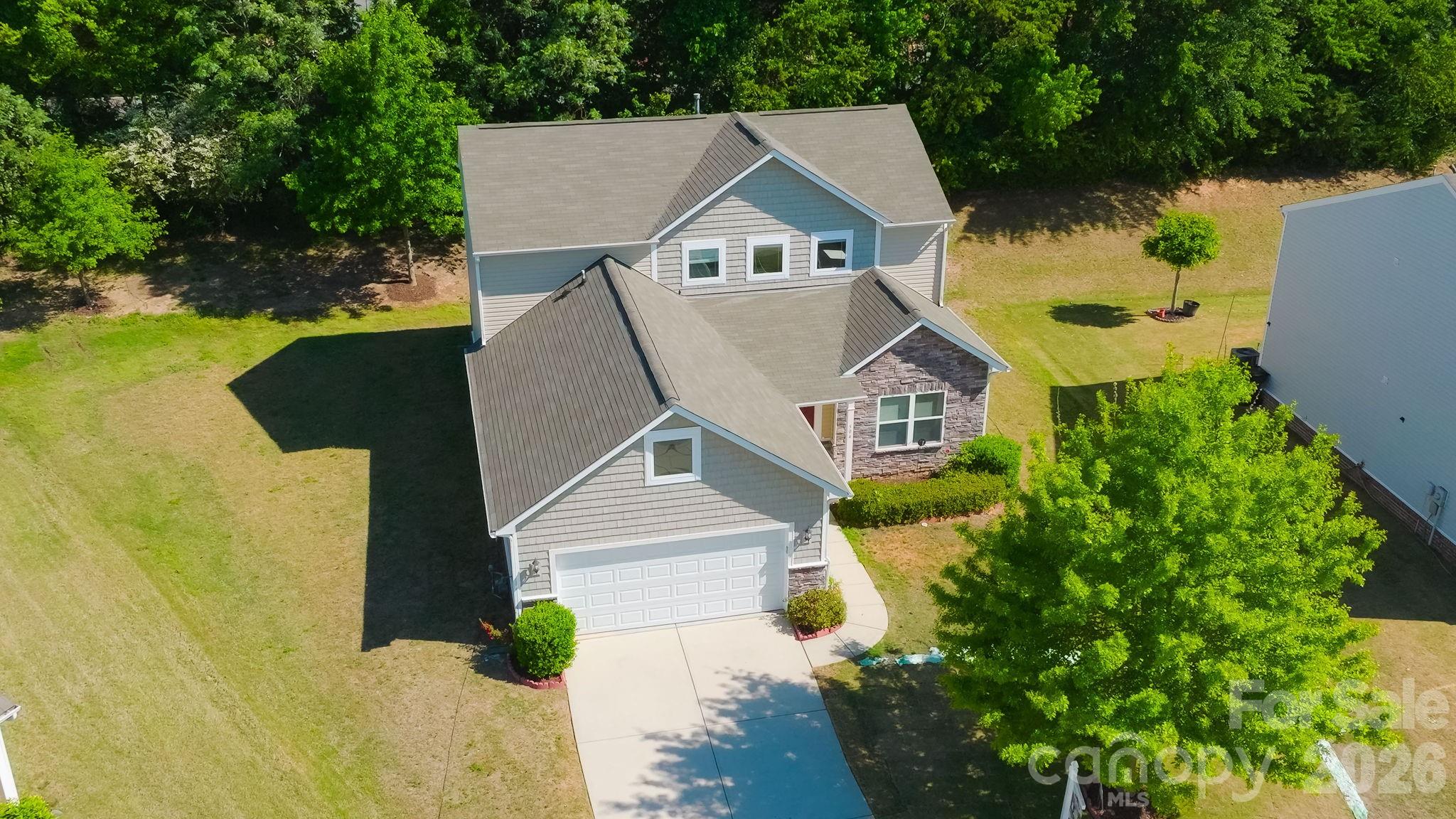 504 Twelve Oaks Lane Fort Mill, SC 29708 - Photo 2 of 46