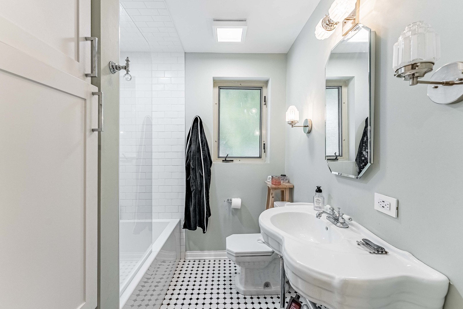 2844 South Throop Street Chicago, IL 60608 - Photo 11 of 45