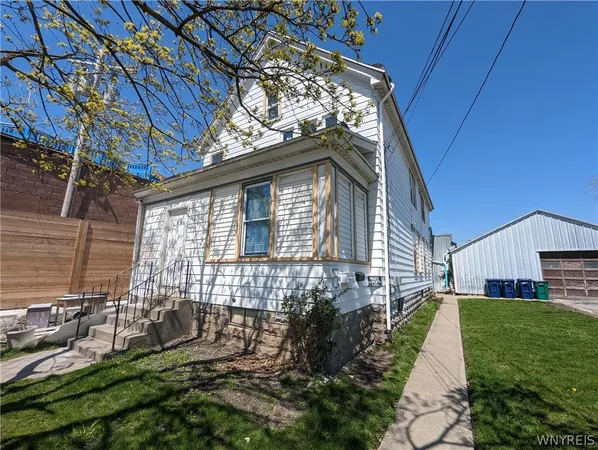 $184,900 | 32 Gladstone Street, Buffalo, NY 14207