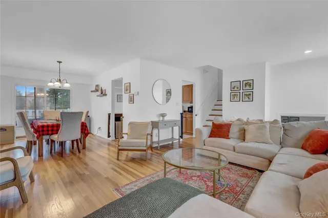 $4,500 | 64 Eileen Avenue, Plainview, NY 11803