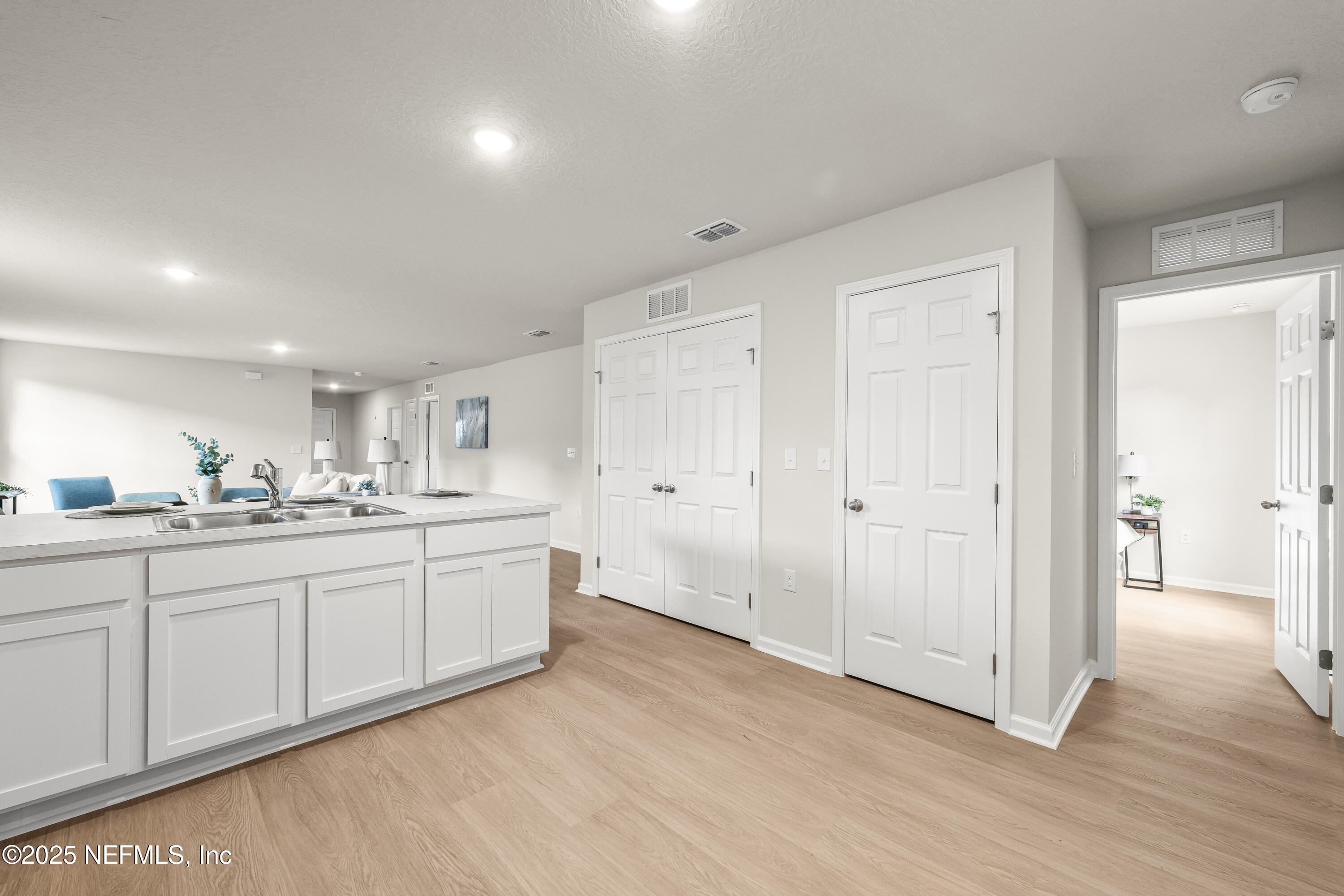 8077 Devoe Street Jacksonville, FL 32220 - Photo 8 of 18 P1392445.jpg-FULL