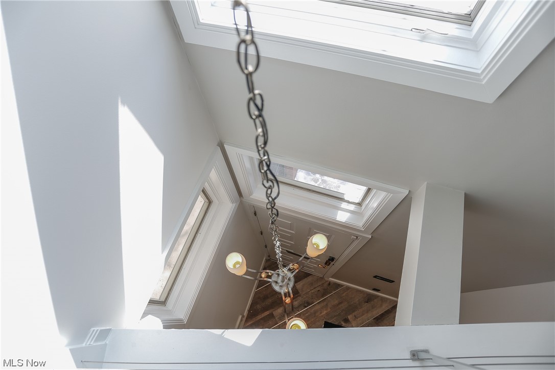 2315 Edgehill Road Cleveland, OH 44106 - Photo 4 of 43 Gallery Image 4