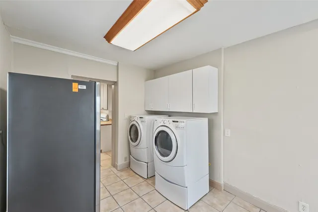 $1,825 | 1637 Castle Court, Houston, TX 77006