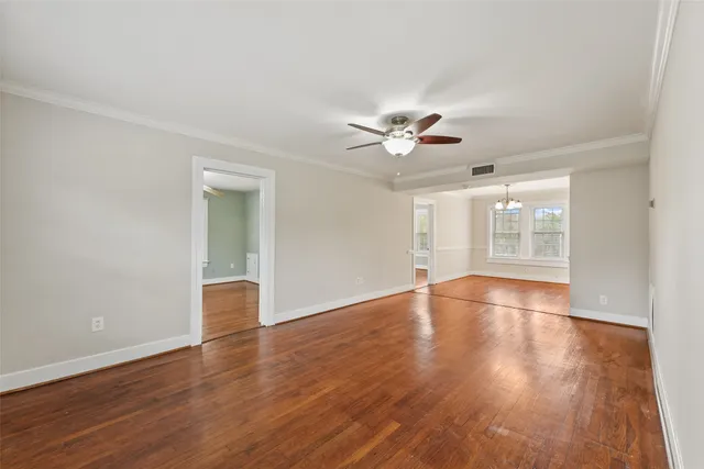 $1,825 | 1637 Castle Court, Houston, TX 77006