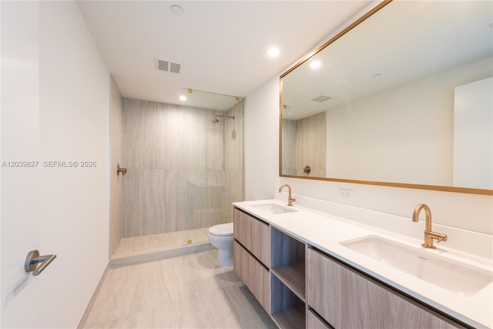 77 Southeast 5th, Unit 3206 Miami, FL 33131 - Photo 26 of 26