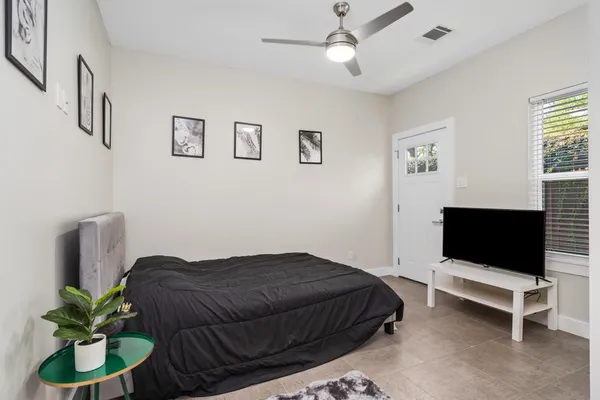 $1,850 | 7101 Foster Street, Unit A, Houston, TX 77021