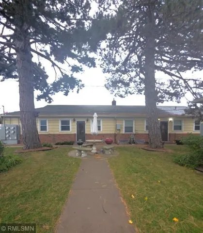 $1,175 | 656 Cleveland Avenue South, Unit 4, St. Paul, MN 55116