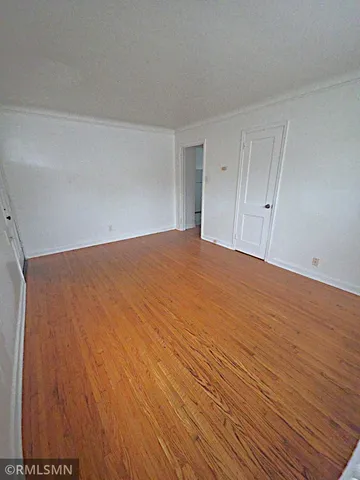 $1,175 | 656 Cleveland Avenue South, Unit 4, St. Paul, MN 55116