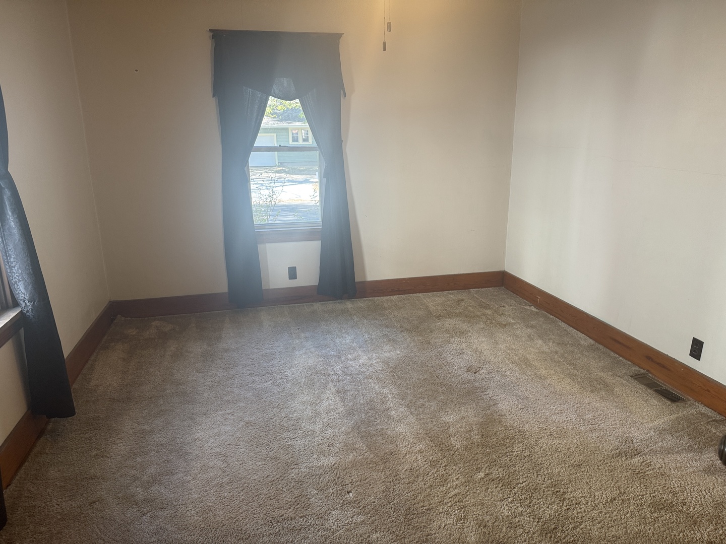 219 South Jackson Street Clinton, IL 61727 - Photo 29 of 50