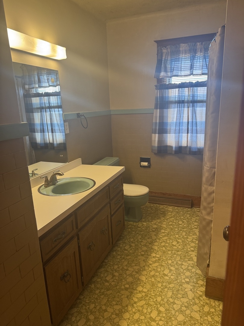 219 South Jackson Street Clinton, IL 61727 - Photo 31 of 50