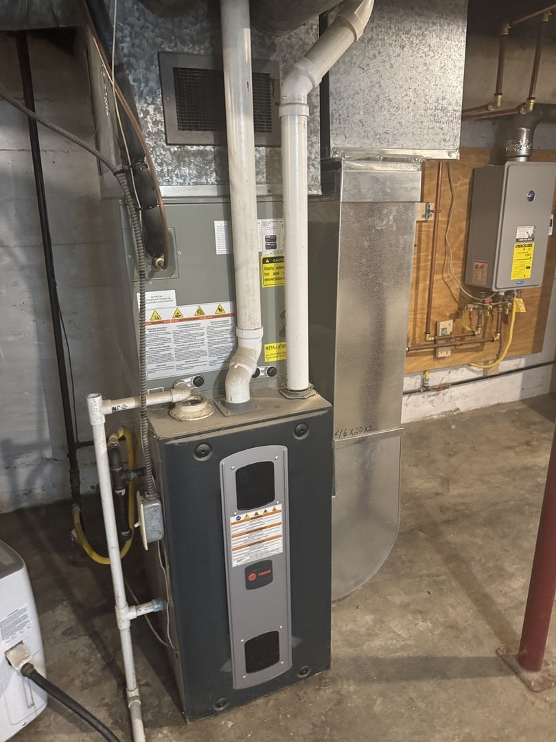 219 South Jackson Street Clinton, IL 61727 - Photo 43 of 50