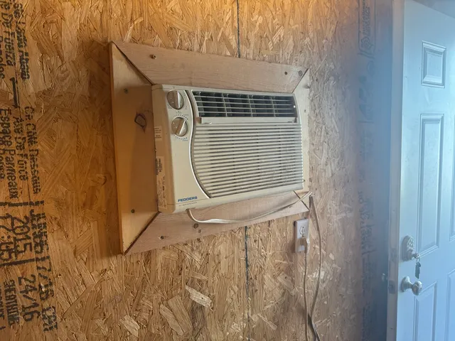 $139,500 | 219 South Jackson Street, Clinton, IL 61727