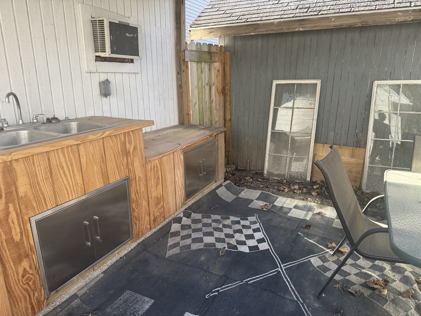 219 South Jackson Street Clinton, IL 61727 - Photo 7 of 50