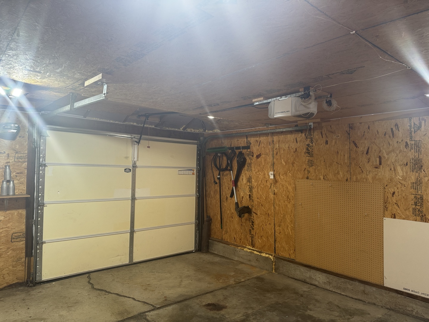 219 South Jackson Street Clinton, IL 61727 - Photo 9 of 50