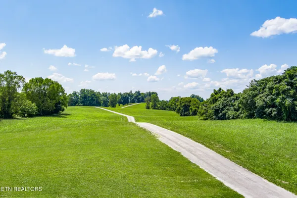 $45,000 | Lot 18 Amonett Circle, Byrdstown, TN 38549