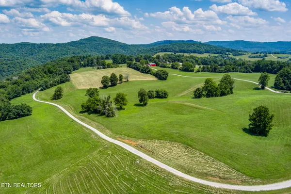 $45,000 | Lot 18 Amonett Circle, Byrdstown, TN 38549