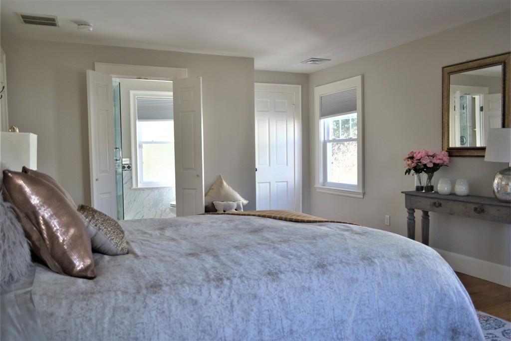 296 Russett Road Brookline, MA 02467 - Photo 17 of 29
