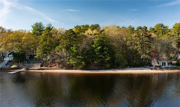 $1,590,000 | 2 Whitehead Road, Coventry, RI 02816