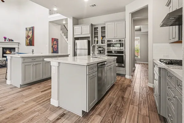 $675,000 | 27975 Presley Park Drive, Spring, TX 77386