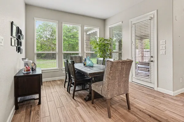 $675,000 | 27975 Presley Park Drive, Spring, TX 77386