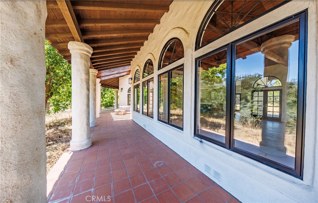 16515 Valley Ranch Road Canyon Country, CA 91387 - Photo 7 of 75 Gallery Image 7