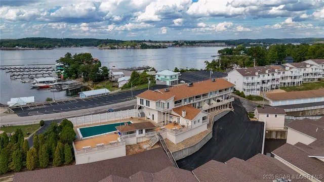 $165,000 | 2222 Bittersweet Road, Unit 2C, Lake Ozark, MO 65049