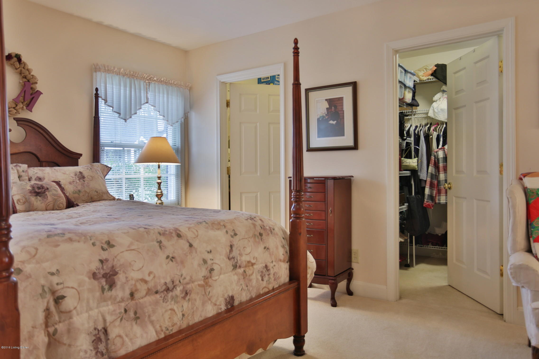 3233 Cross Bill Road Louisville, KY 40213 - Photo 13 of 44 24